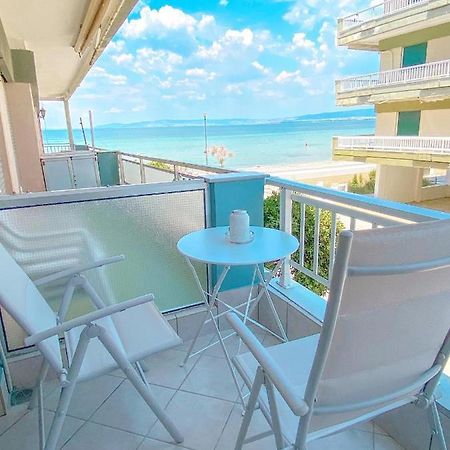 A Wonderful Apartment In Front Of The Sea! Peraía 外观 照片