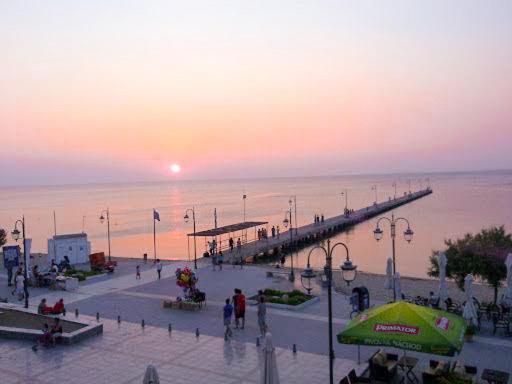 A Wonderful Apartment In Front Of The Sea! Peraía 外观 照片
