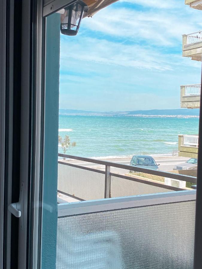 A Wonderful Apartment In Front Of The Sea! Peraía 外观 照片