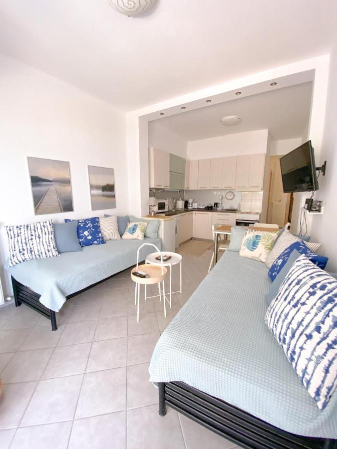 A Wonderful Apartment In Front Of The Sea! Peraía 外观 照片